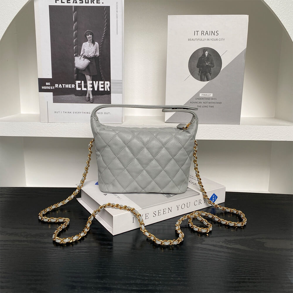 CHANEL Classic Hobo with Chain(High-end Grade)