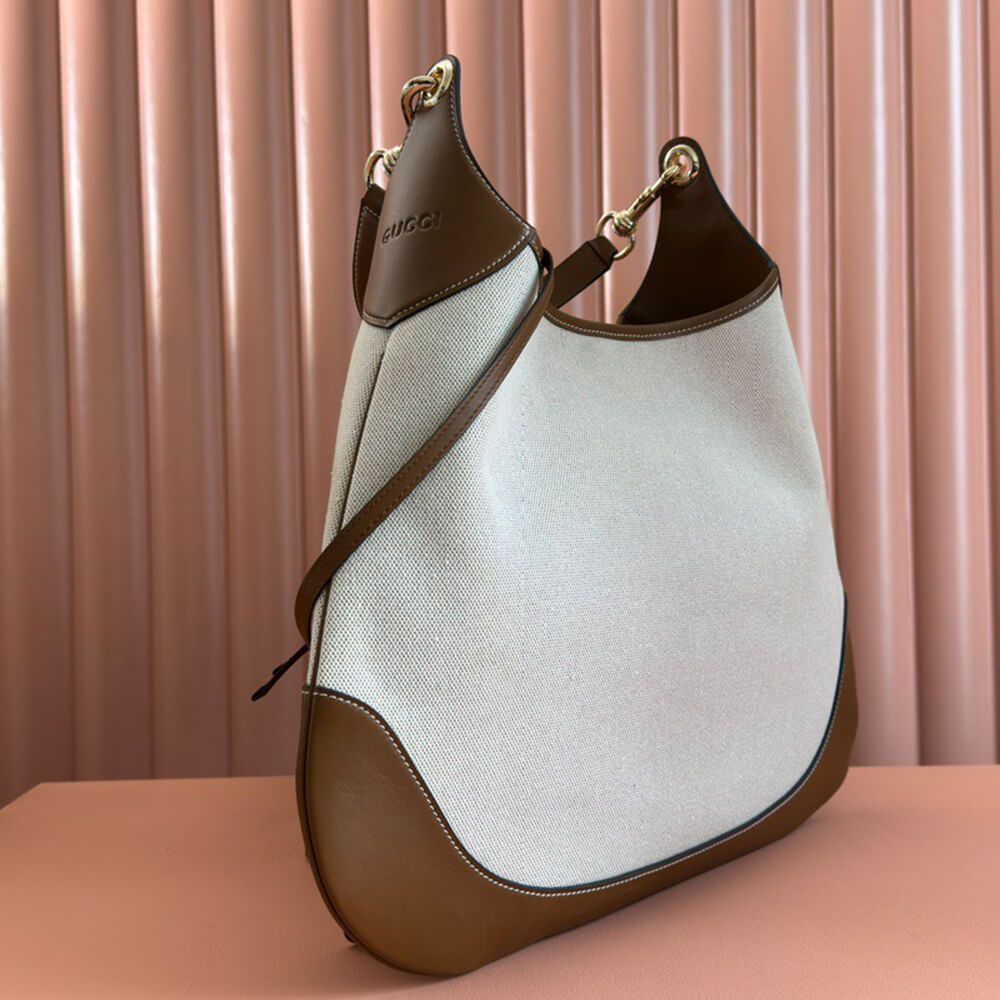Gucci B medium shoulder bag