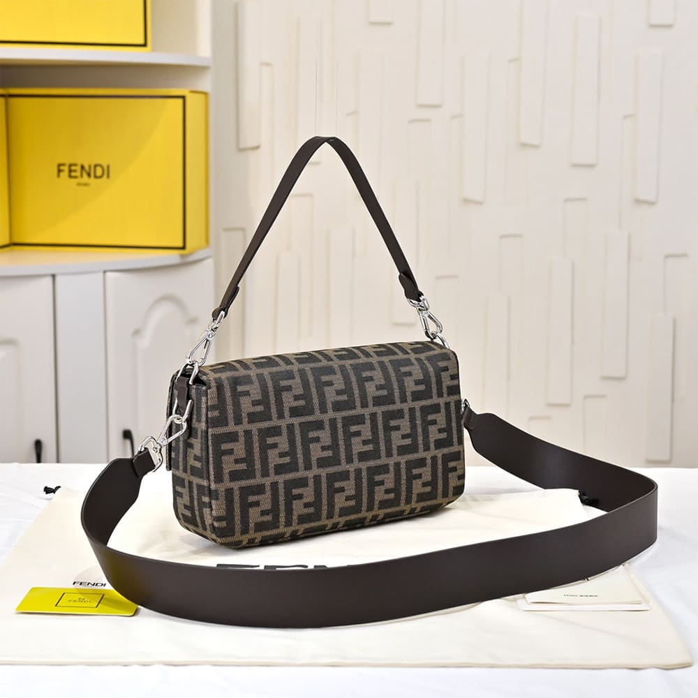 Fendi Baguette