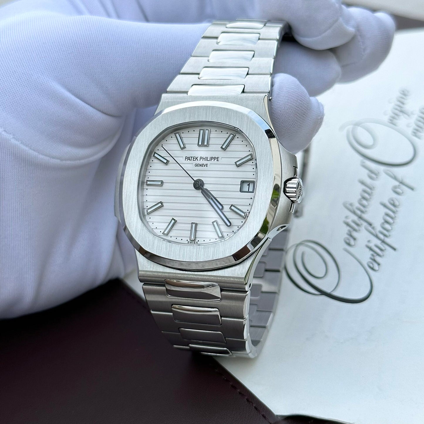 Patek Philippe Nautilus 5711 Rep 1:1 White Dial Luminous Markers Factory 3K 40mm