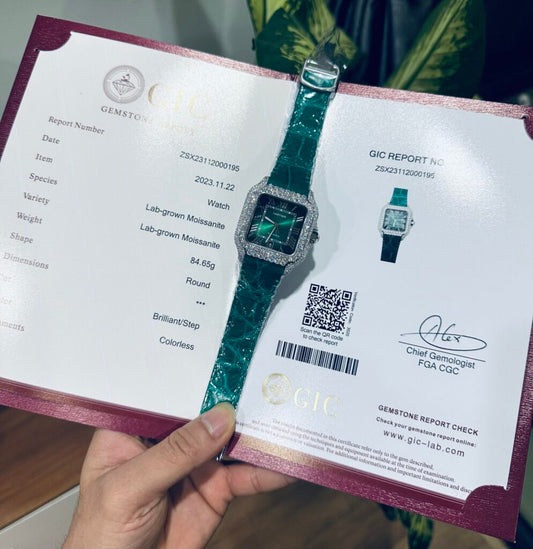 Cartier Santos With Green Moissanite Replica Watch 39.8mm
