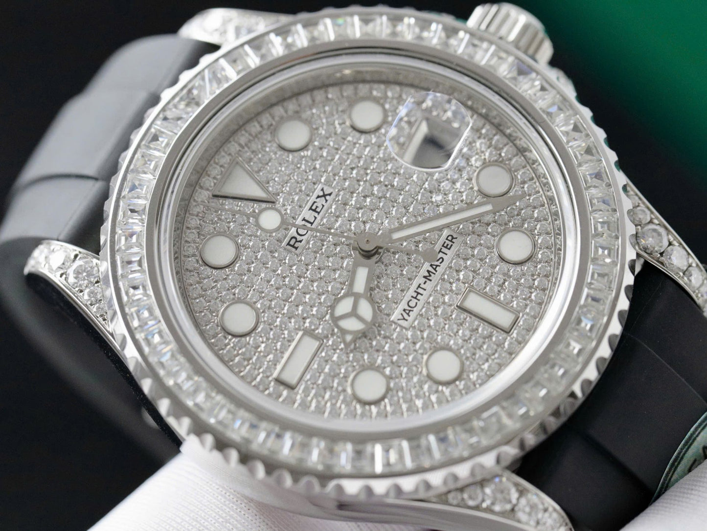 Rolex Yacht-Master Replica Watch Full Diamond Moissanite Rubber Strap 42mm