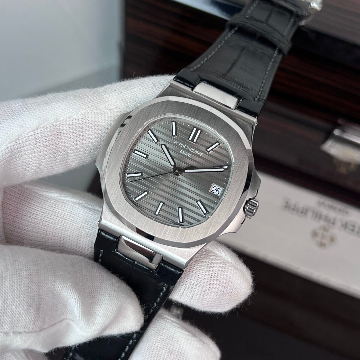 Patek Philippe Nautilus 5711 Replica Watch Men s Leather Strap 3K Factory 40mm