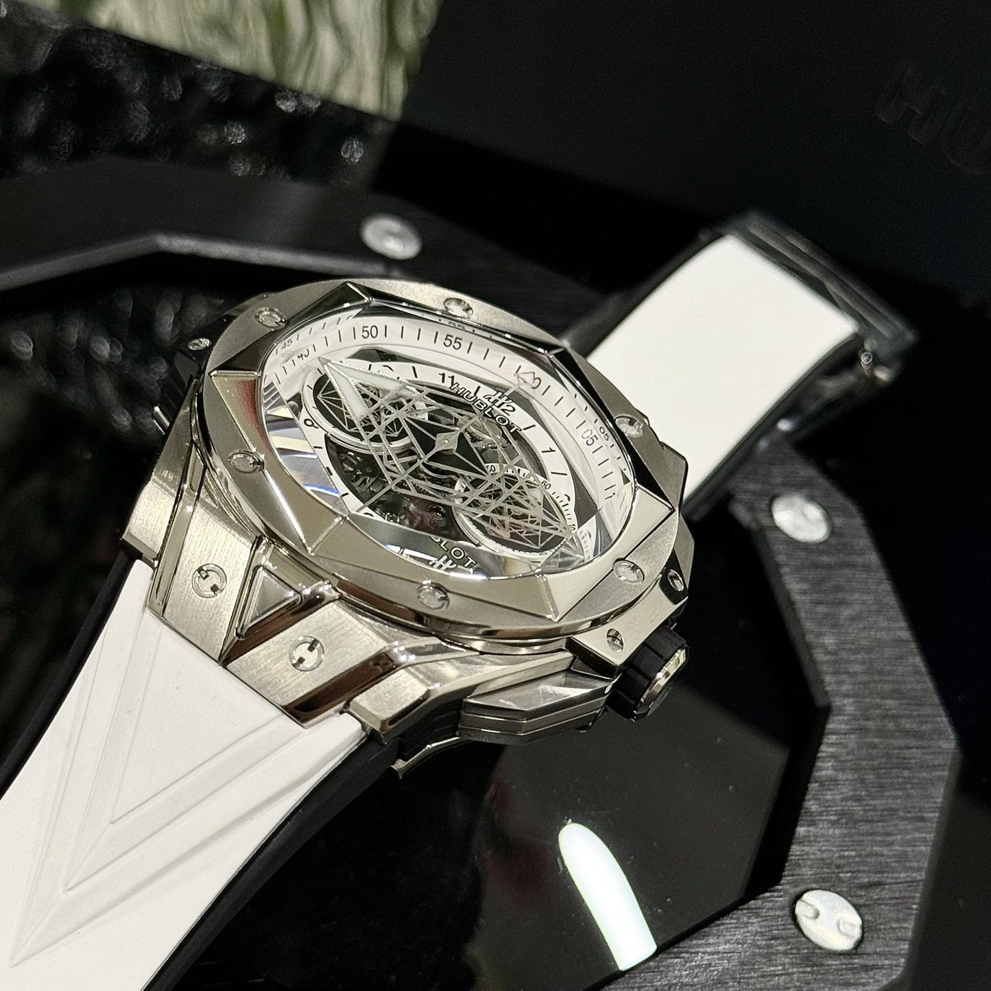 Hublot Replica 1:1 Watches Big Bang Sang Bleu ll Titanium Men s Rubber Strap Factory BBF 45mm
