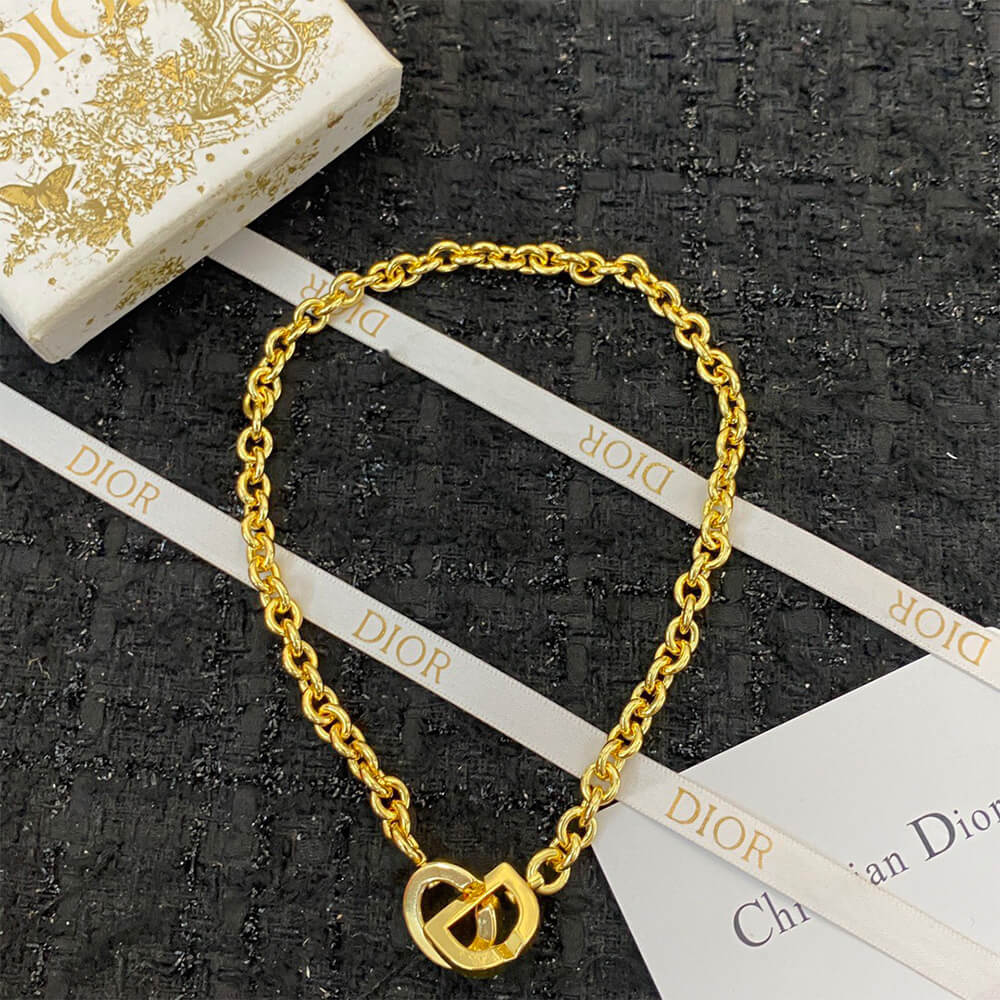 DIOR NECKLACE