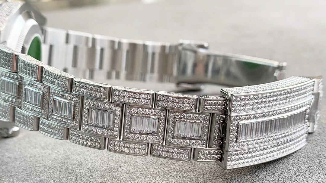 Rolex Submariner Diamond Pav¨¦ Special-Blue Diamonds-full diamonds-40MM(1:1 replica)