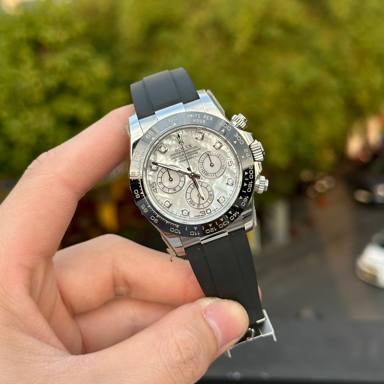 Rolex Best Replica Watch Daytona Mother Of Pearl   Moissanite Diamonds Dial 40mm