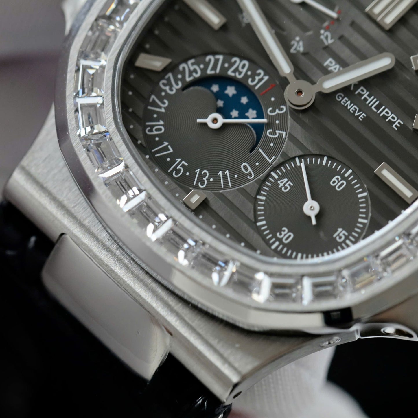 Patek Philippe Copies Watches Nautilus 5724 Gray Dial Leather Strap PPF Factory 40mm