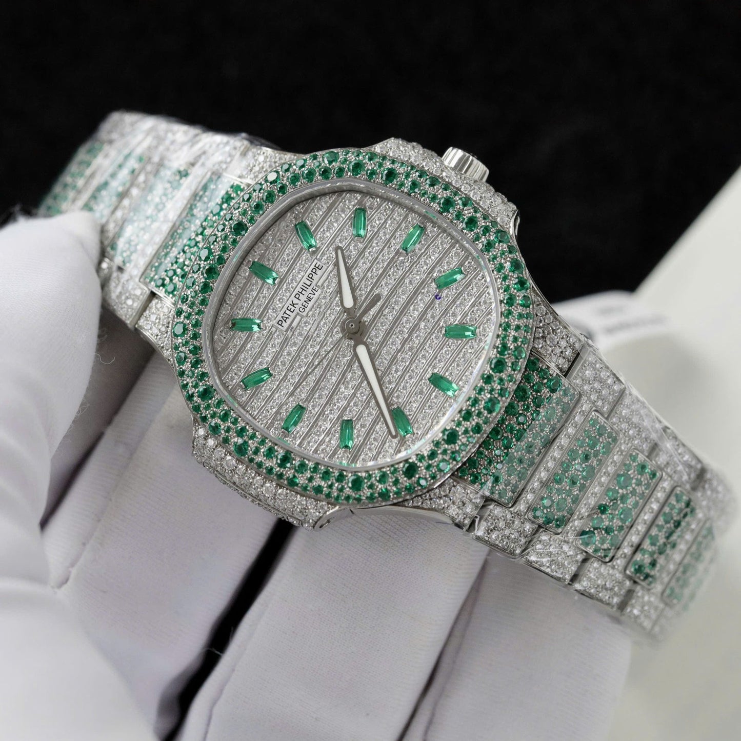 Patek Philippe Best Copies Watch Nautilus 7118 Custom Diamonds Moissanite Hong Kong 35.2mm