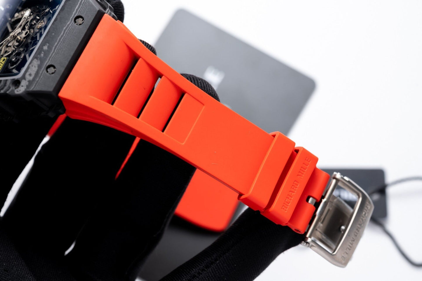 Richard Mille RM35-01 Replica 1:1 Watch Red Rubber Strap 45mm