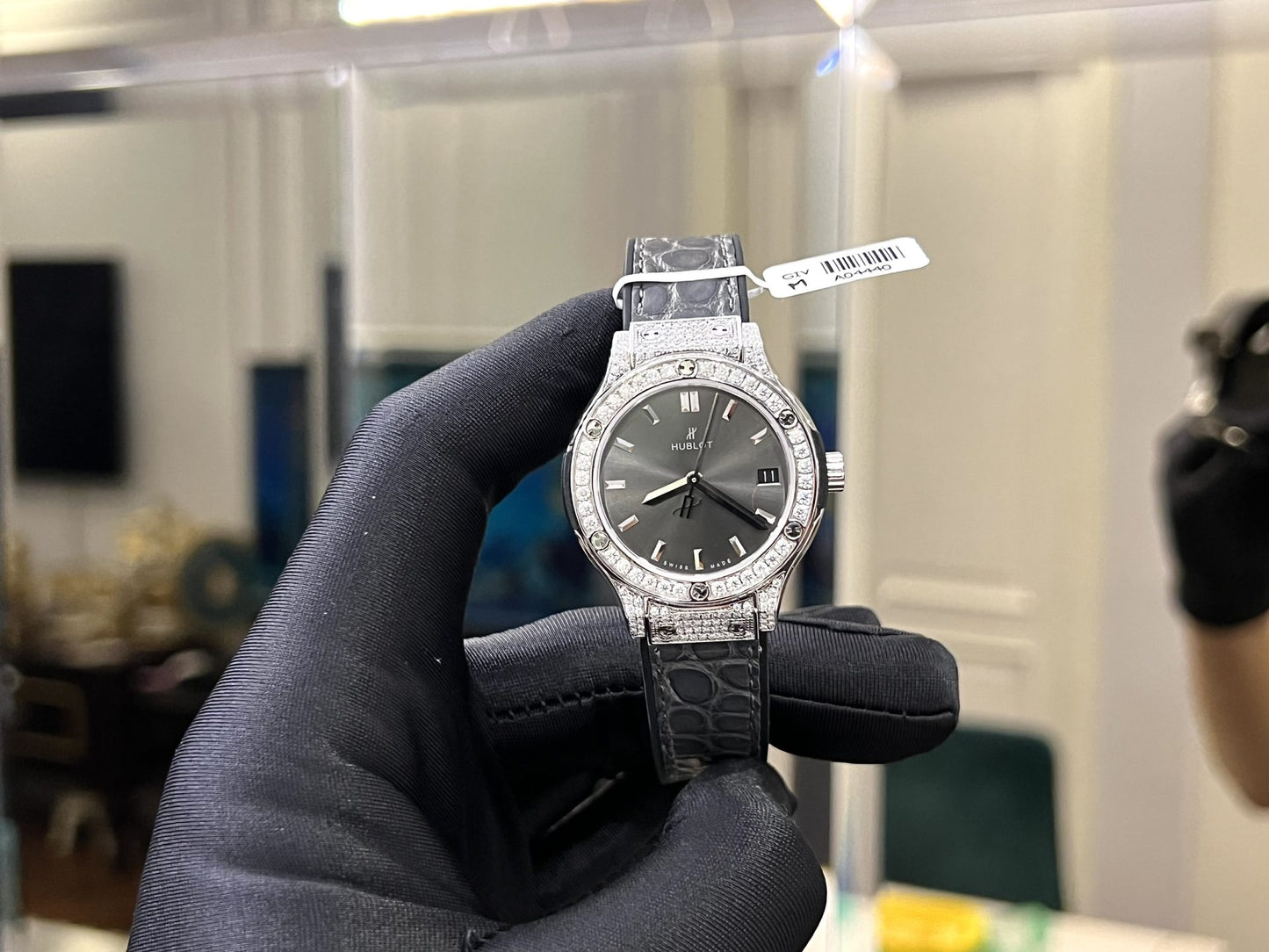 Hublot Classic Fusion Women Dial Gray Copies Watches Full Diamonds Moissanite Hong Kong 33mm