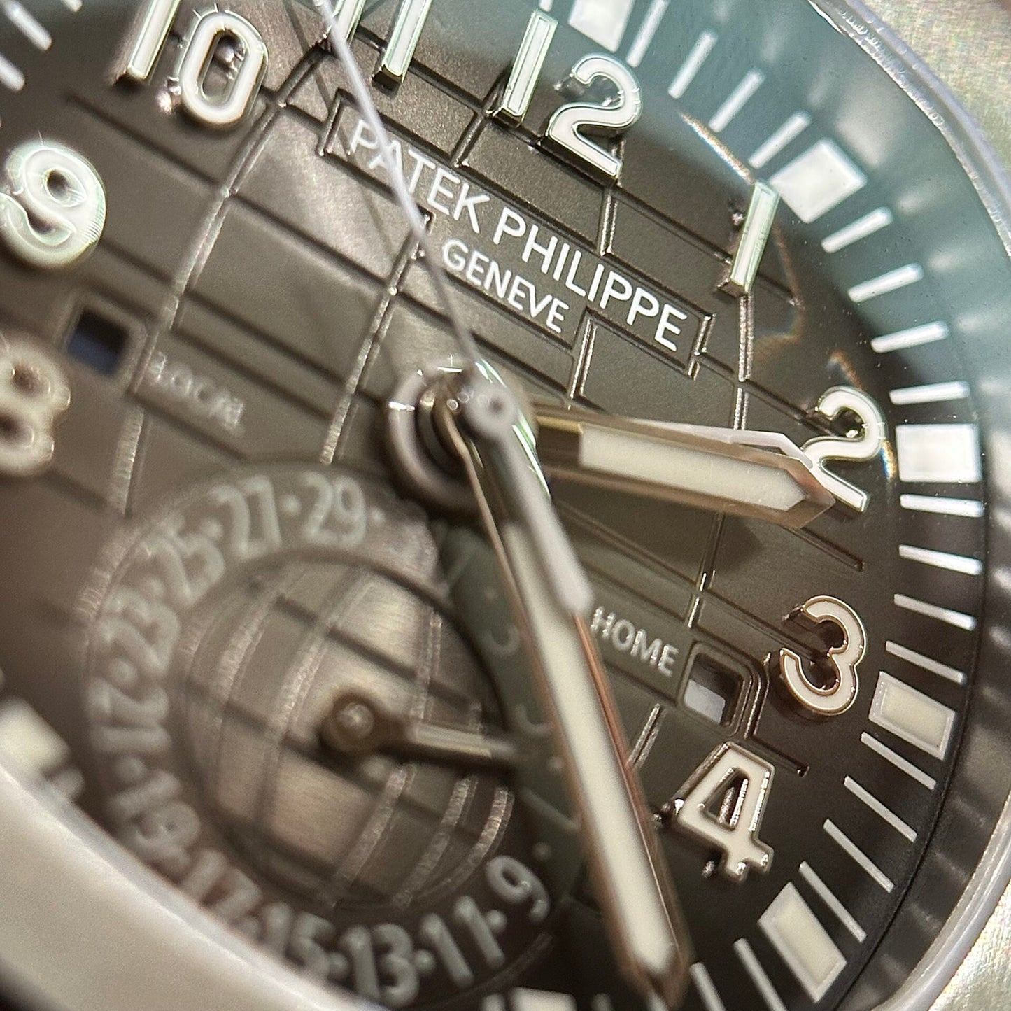 Patek Philippe Aquanaut 5164A Replica 1:1 Watch Gray Dial 40.8mm