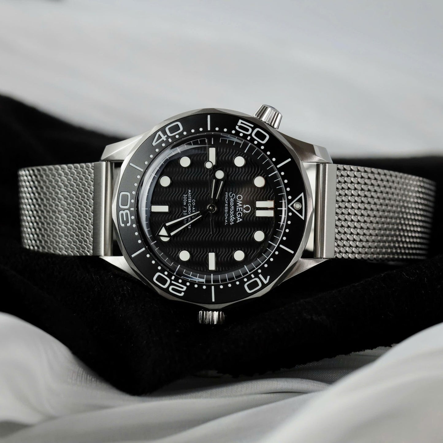 Omega Seamaster Diver 300M Co-Axial Master Chronometer Best Replicas VS Factory 42mm