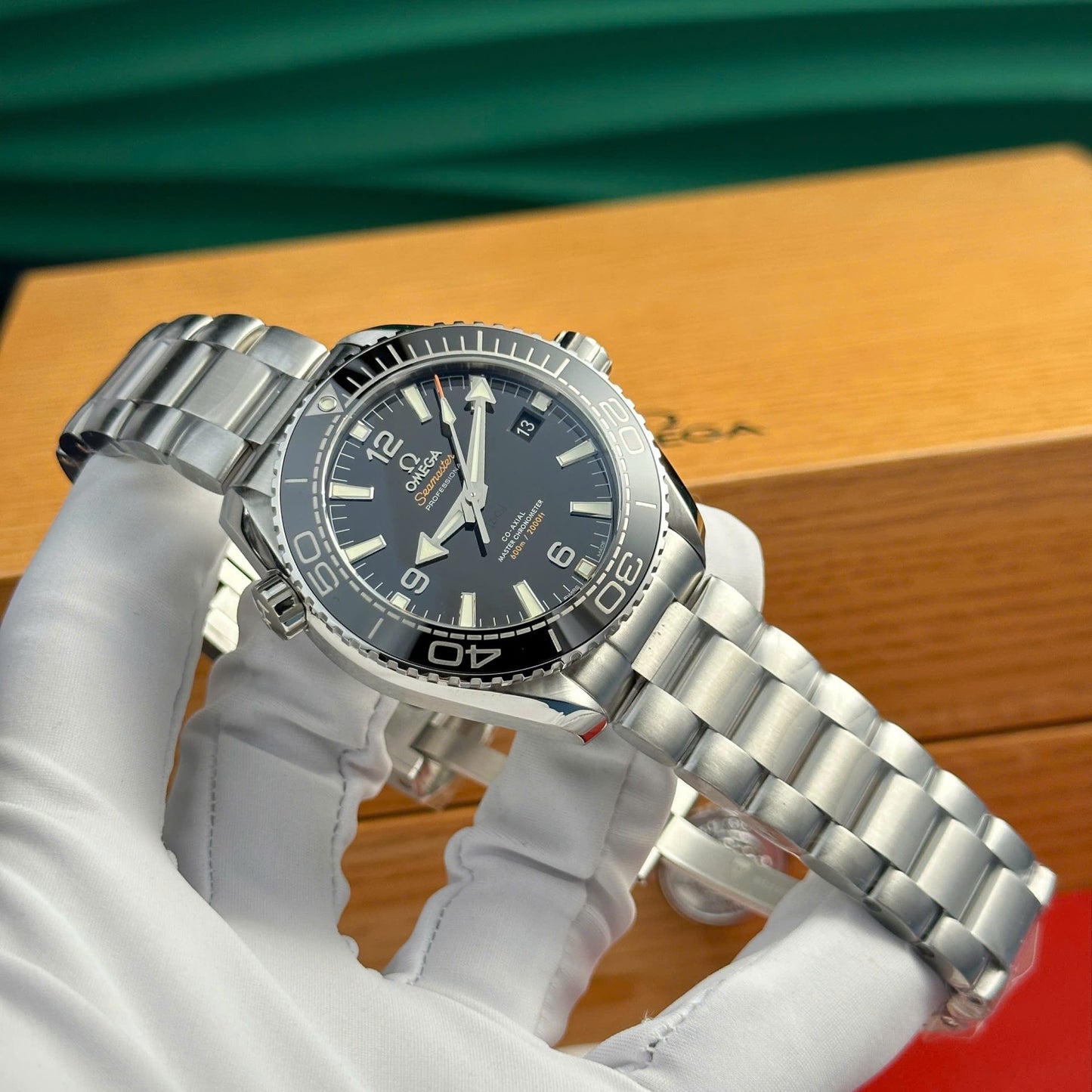 Omega Seamaster Planet Ocean 600M Replica Watch Metal Wire VS Factory 43.5mm