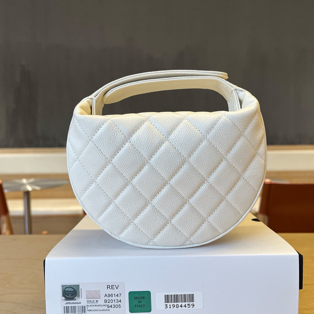Chanel Pouch(HIGH-END GRADE)