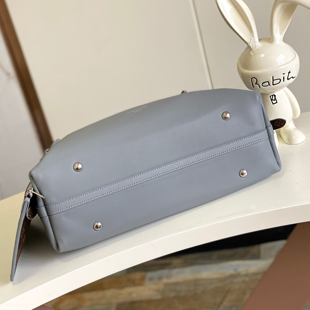 LV Carryall Vibe MM
