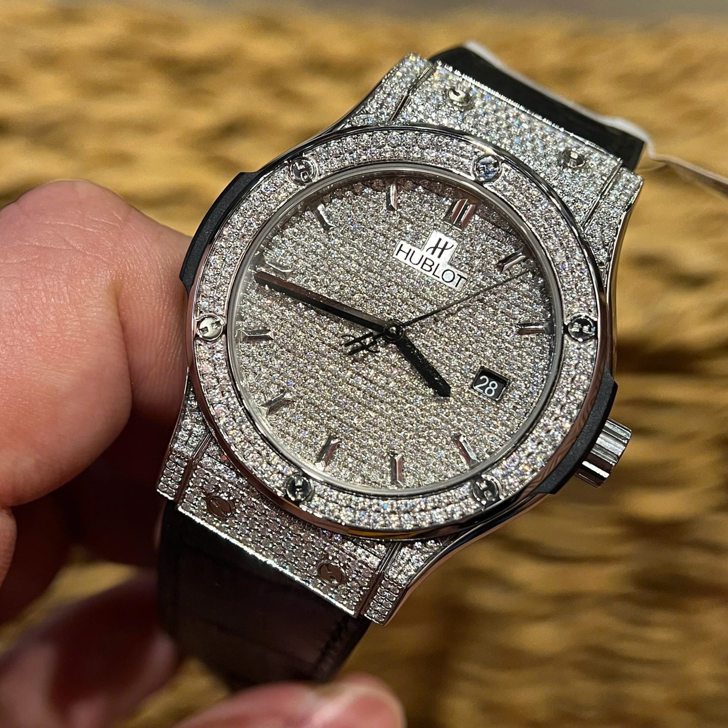 Hublot Classic Fusion Titanium Diamonds Pav¨¦ Customs Full Moissanite Imitation Luxury Watches 42mm