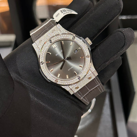 Hublot Replica 1:1 Watch Classic Fusion Full Diamond Moissanite Grey Dial 42mm