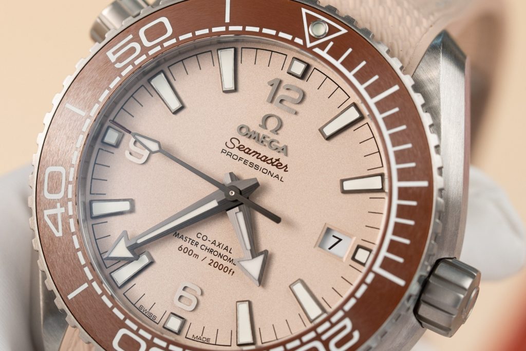 Omega Best Replica Watches Planet Ocean 600M Dial Light Pink VS Factory 43.5mm