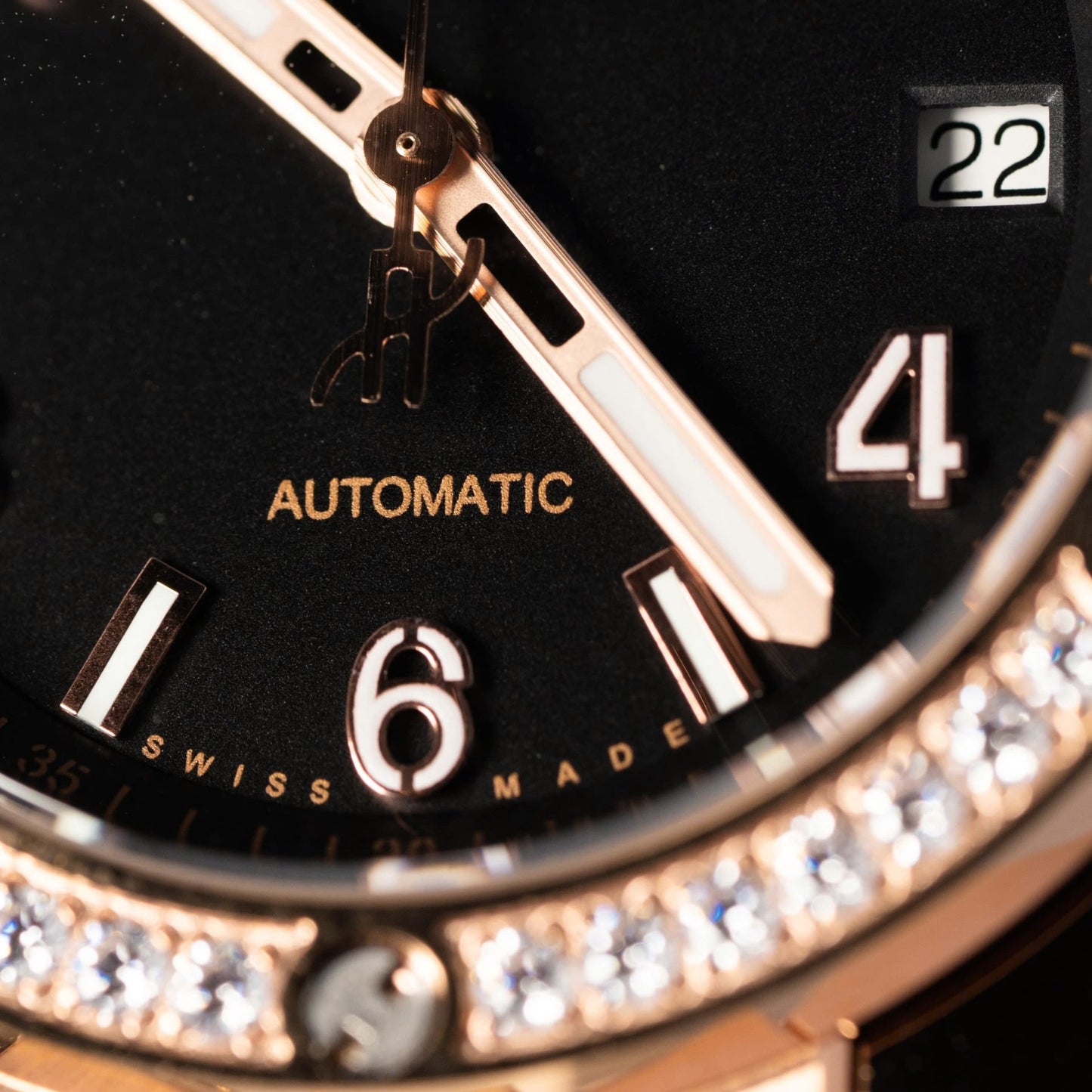 Hublot Replica 1:1 Watch Big Bang One Click With Diamond Bezel King Gold 39mm