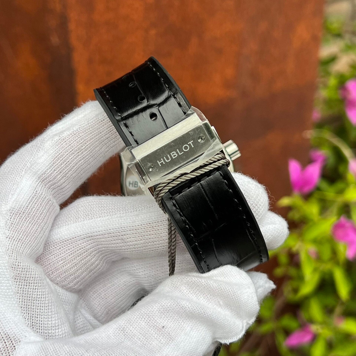 Hublot Replica 1:1 Watch Classic Fusion With Stone Bezel Swiss Mechanical 42mm