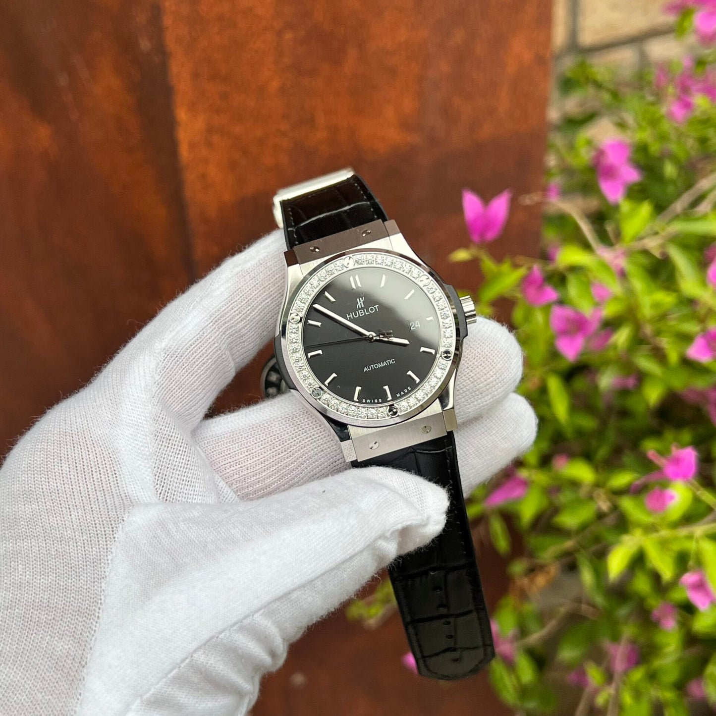 Hublot Replica 1:1 Watch Classic Fusion With Stone Bezel Swiss Mechanical 42mm