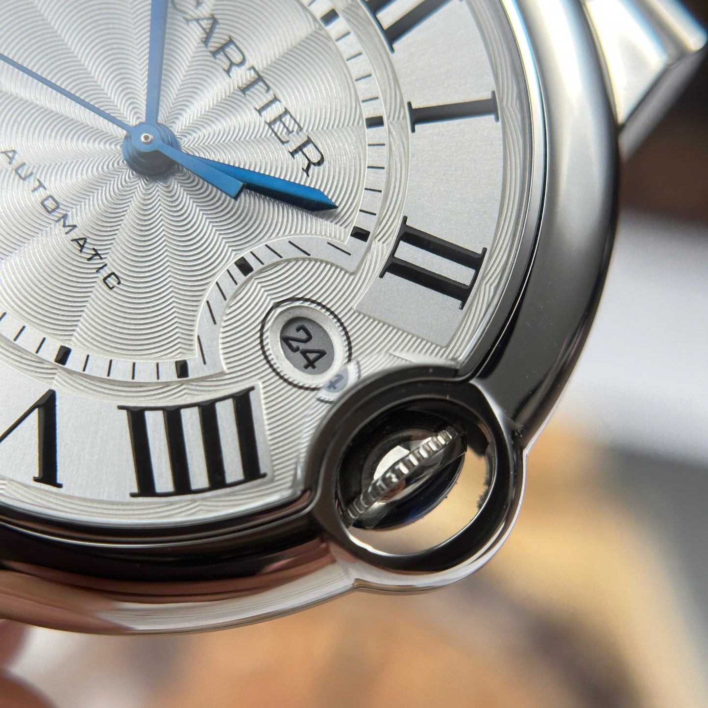 Cartier Ballon Bleu Replica Watch White Dial Metal Wire AF Factory 40mm