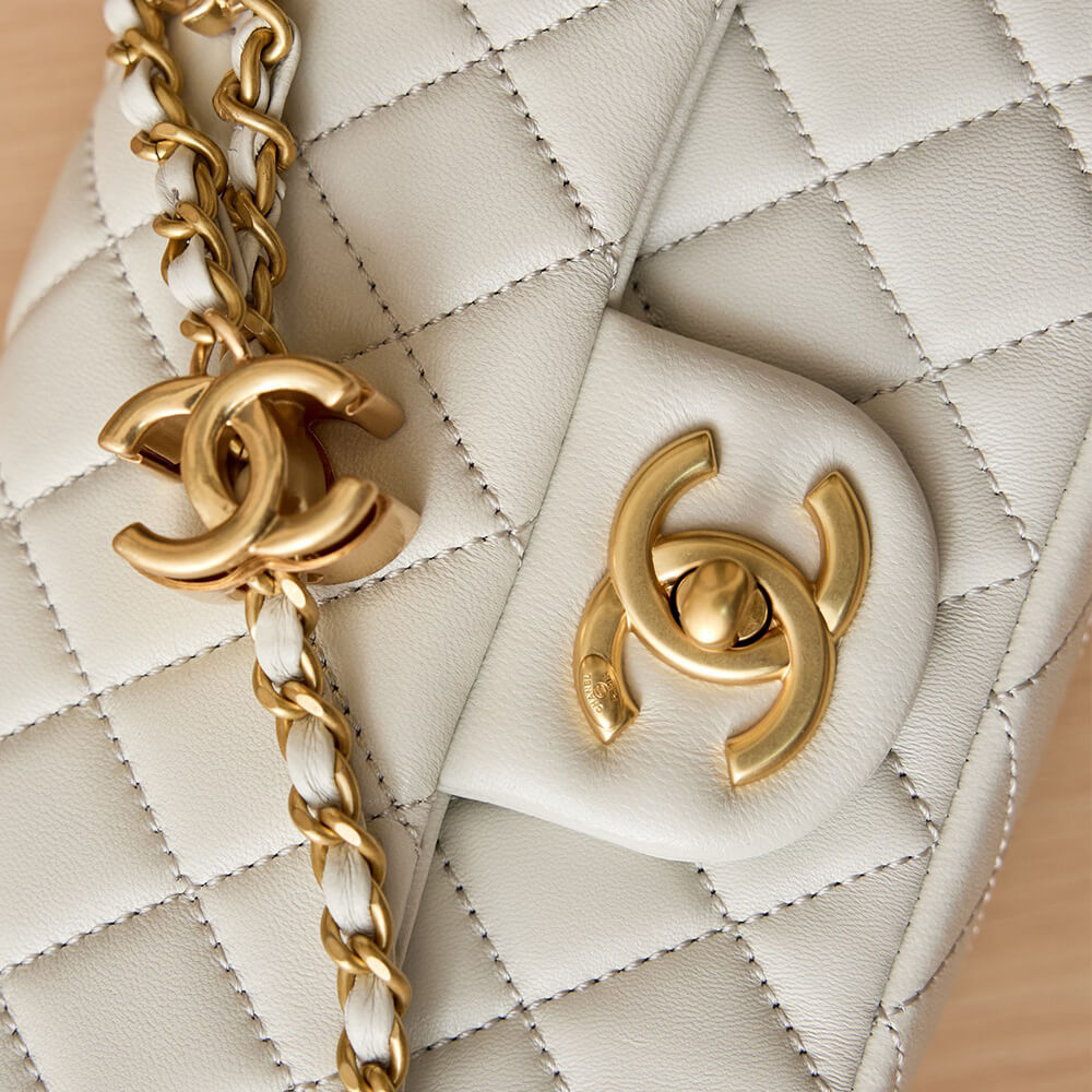 CHANEL Mini Flap Bag(HIGH-END GRADE)