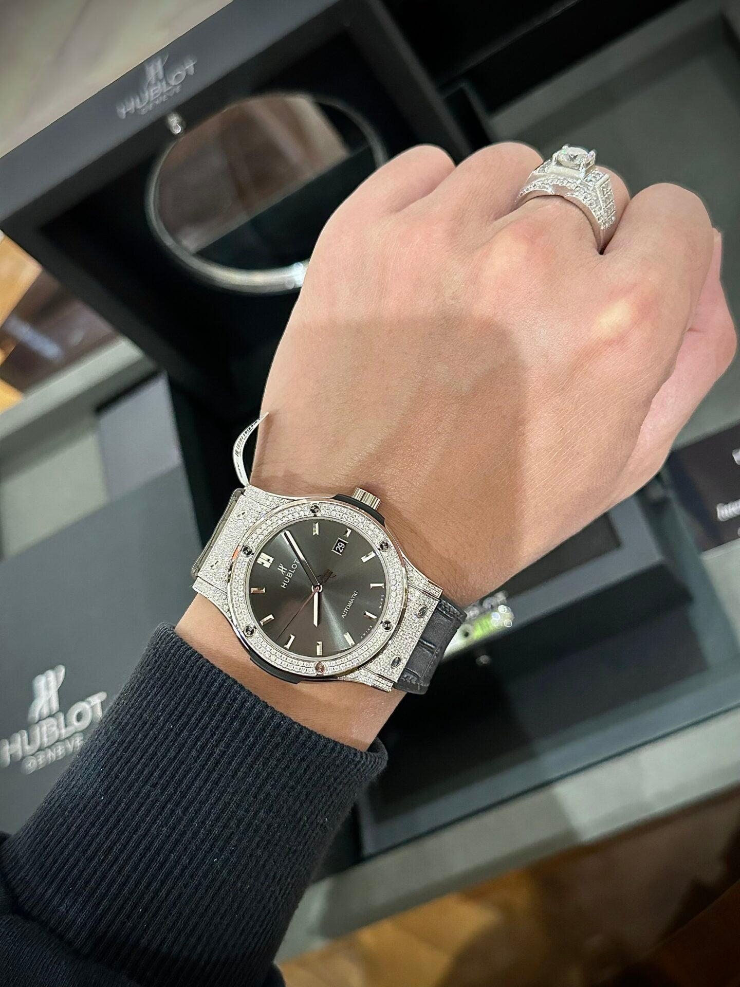 Hublot Replica 1:1 Watch Classic Fusion Full Diamond Moissanite Grey Dial 42mm