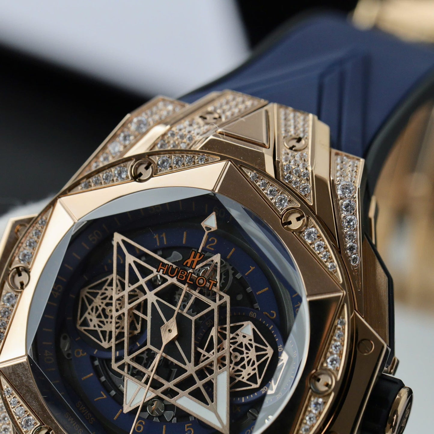 Hublot Big Bang Sang Bleu II King Gold Fake Watch Blue HB Factory 44mm