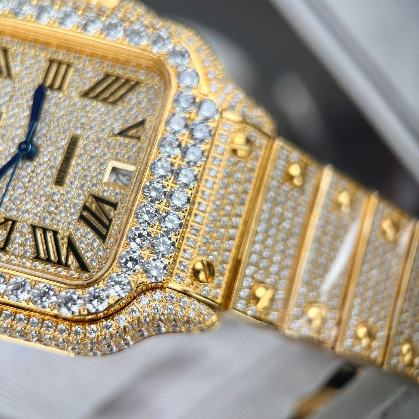 Cartier Santos Replica 1:1 Watch With Stone BV Factory 39.8mm