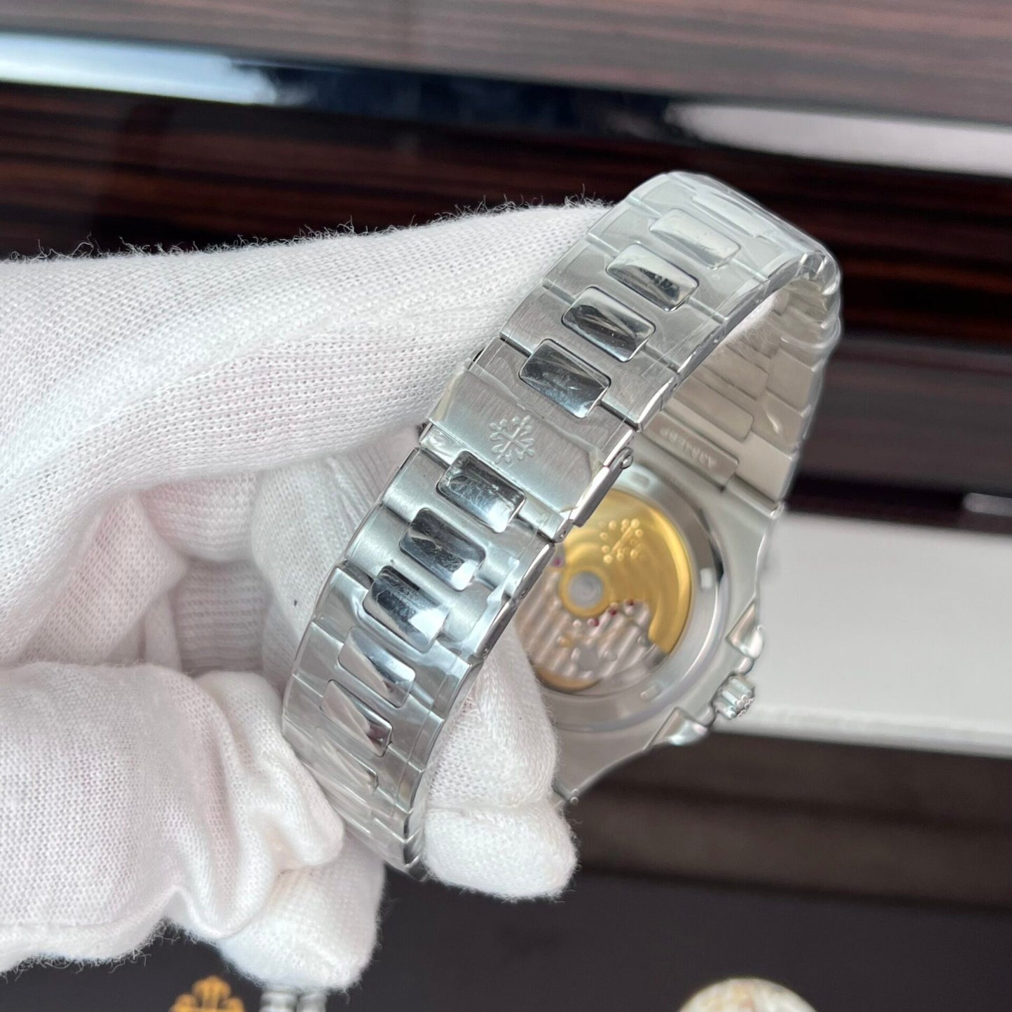 Patek Philippe Nautilus 5723 Replica 1:1 Watch Gray Dial Blue Diamond 40mm
