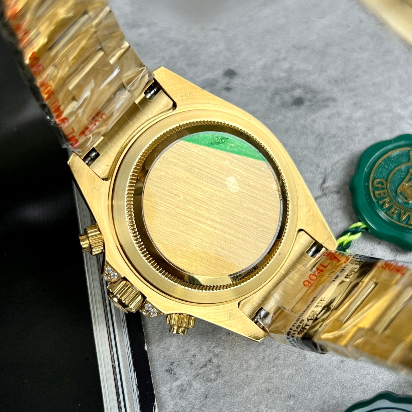 Rolex Replica 1:1 Watch Daytona Rainbow Yellow Gold Plated With Stone 40mm