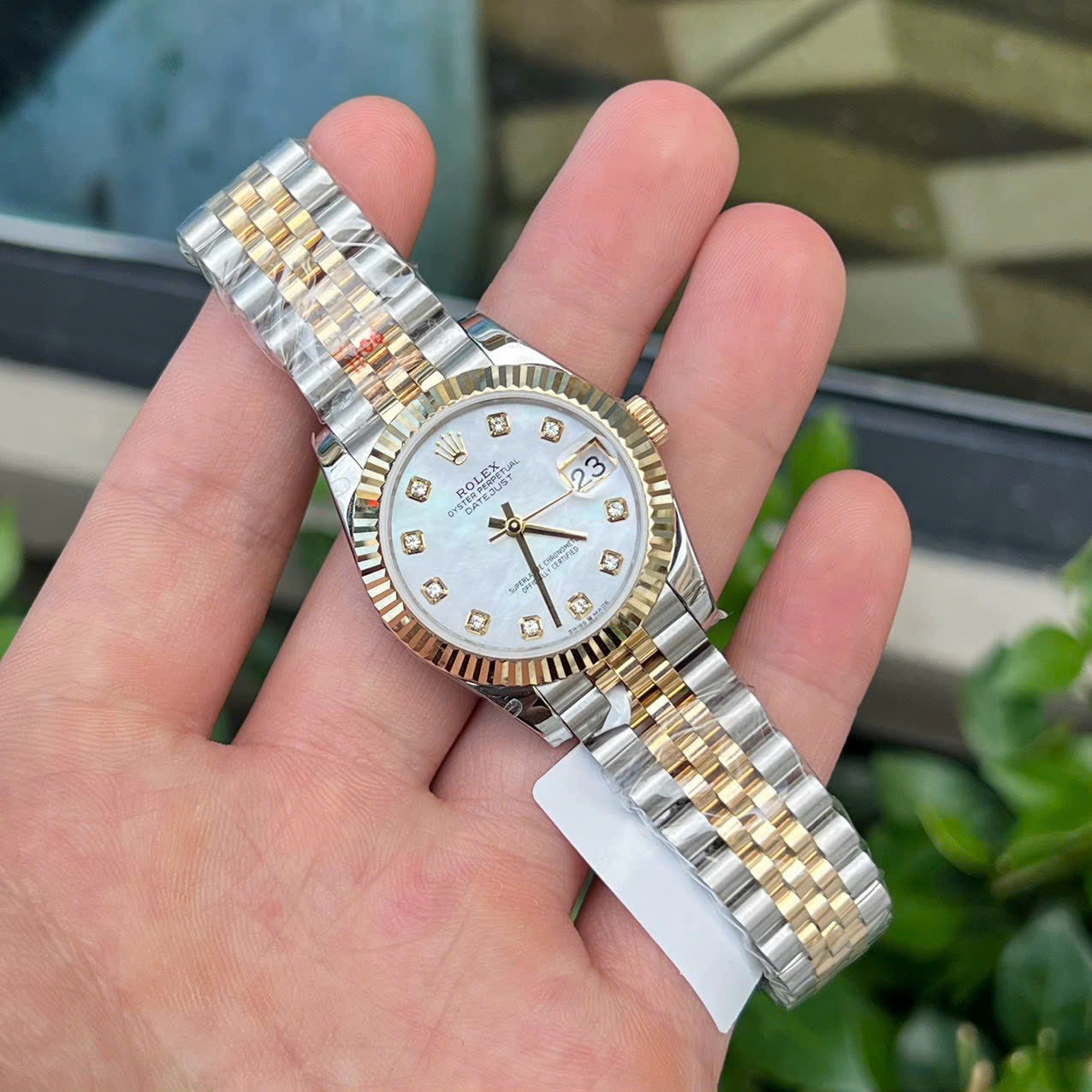 Rolex DateJust 18K Gold Wrapped Replica Watch Mother-of-Pearl Dial GM Factory 31mm
