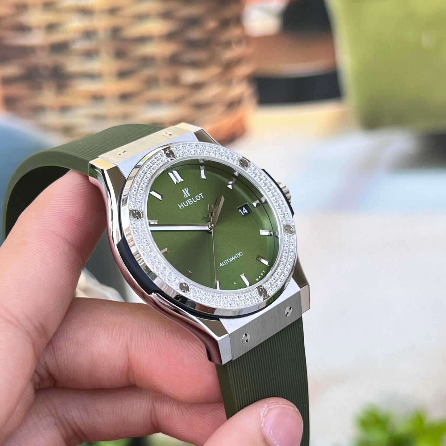 Hublot Classic Fusion Replica Watch Green Dial With Stone JJ+ 42mm