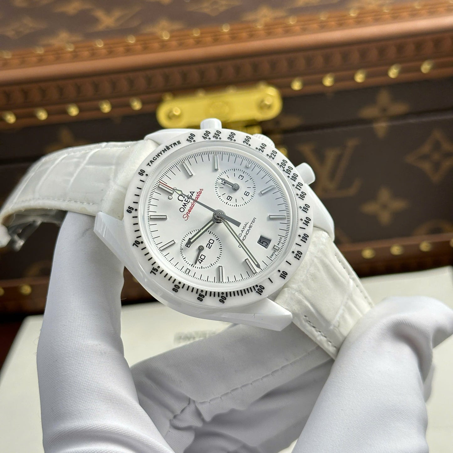 Omega Speedmaster White Side of The Moon White Ceramic Best Replica Watch 44mm