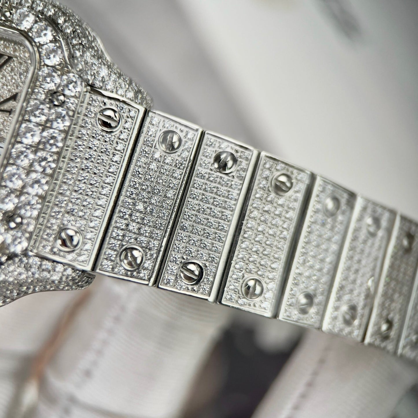 Cartier Santos High Quality Replica Watch With Stone Bezel 39.8mm