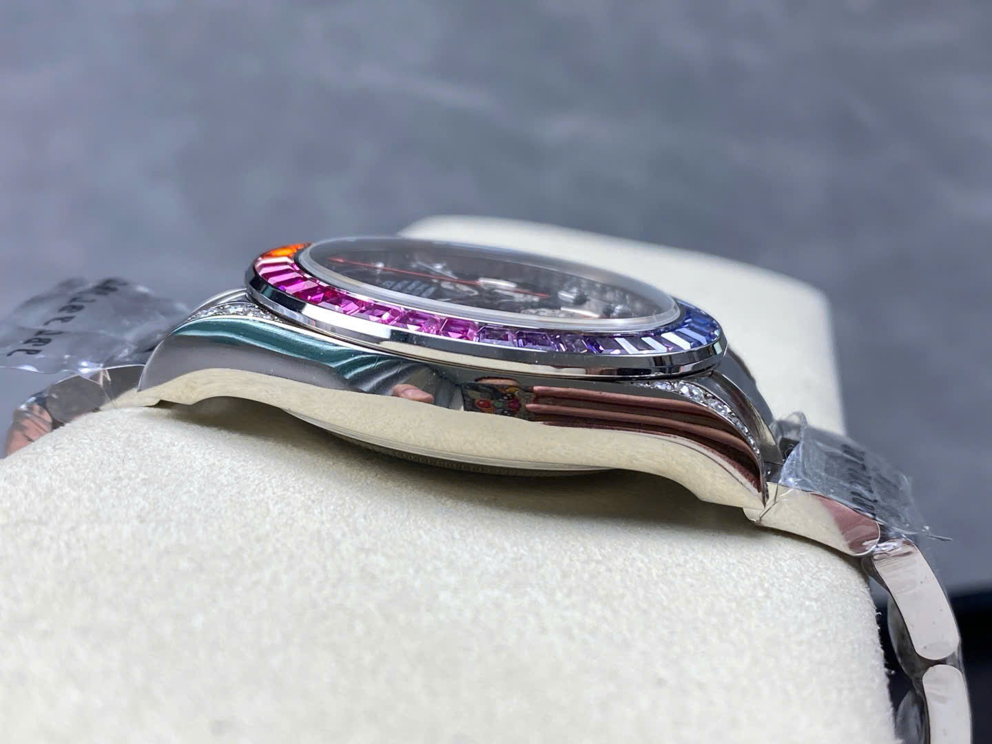 Rolex Cosmograph Rainbow Weight 220 Grams Best Replica Watches 40mm