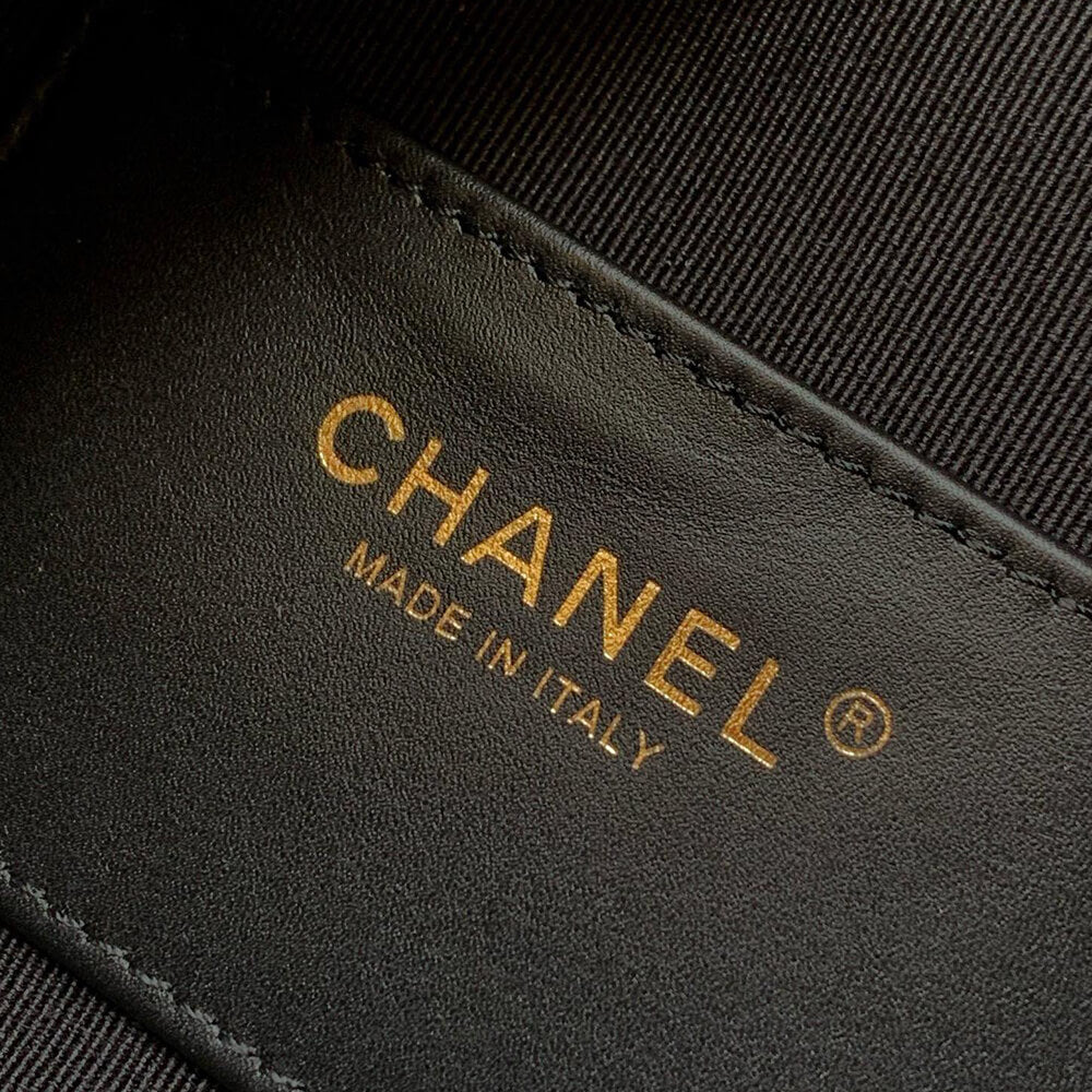 CHANEL 25 Medium Handbag(high-end grade)