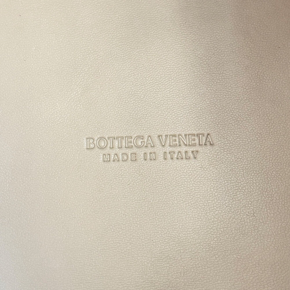 Bottega Veneta Medium Parachute(HIGH-END GRADE)