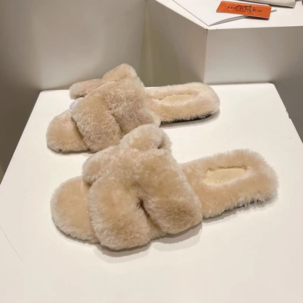 HERMES Oran sandal