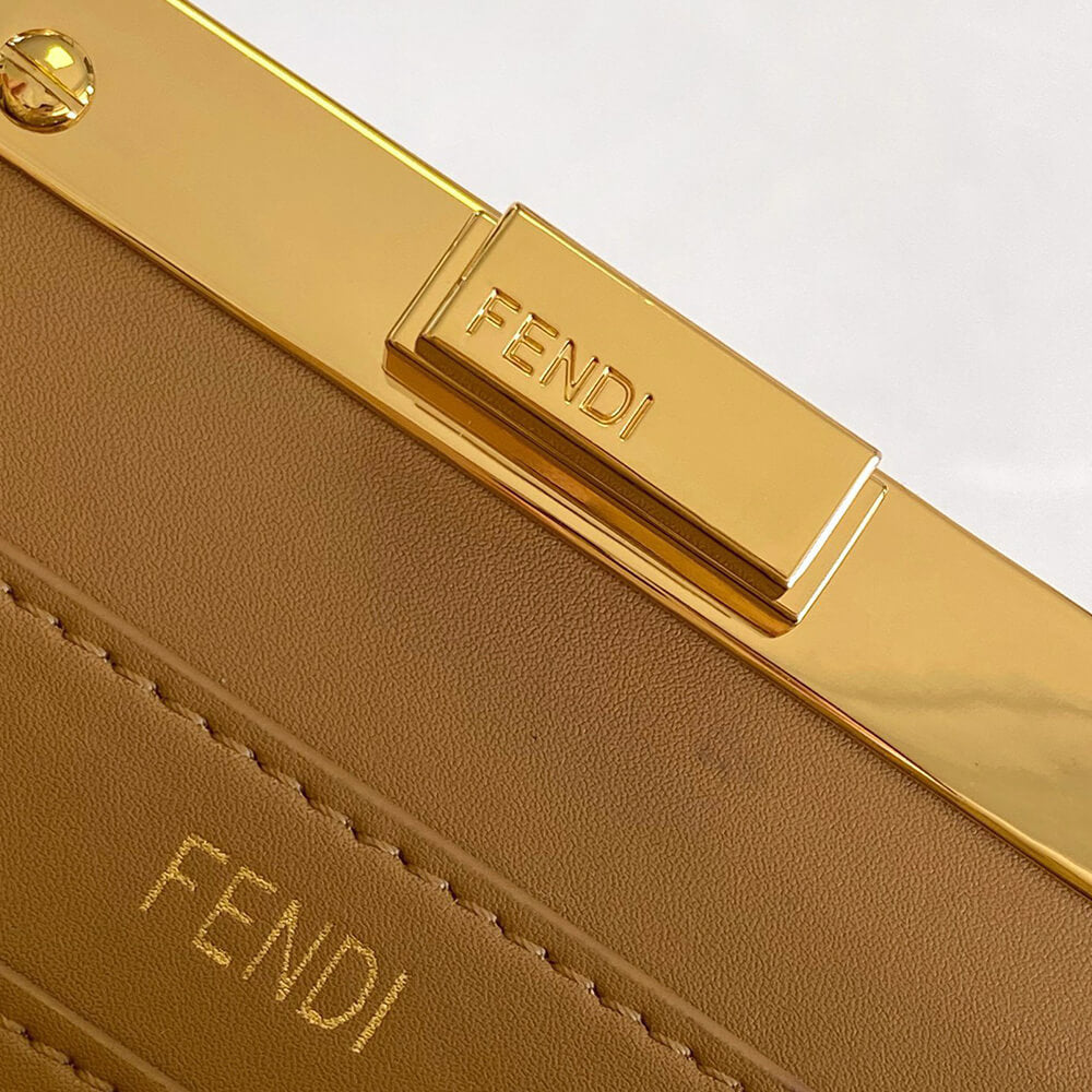 FENDI Peekaboo ISeeU Small Raffia(TAX-FREE GRADE)