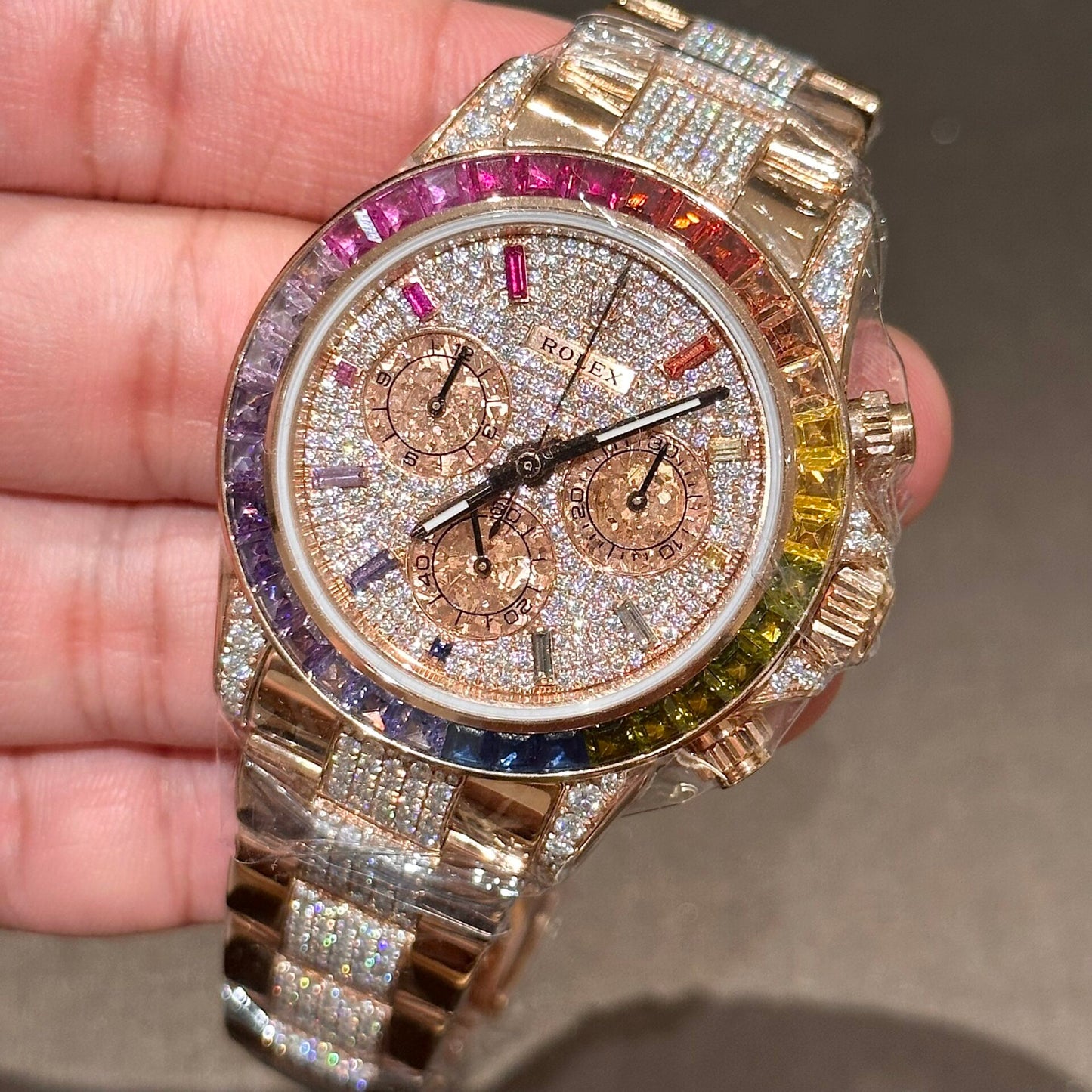 Rolex Daytona Rainbow Replica Watch Gold Wrapped With Moissanite Diamonds 40mm