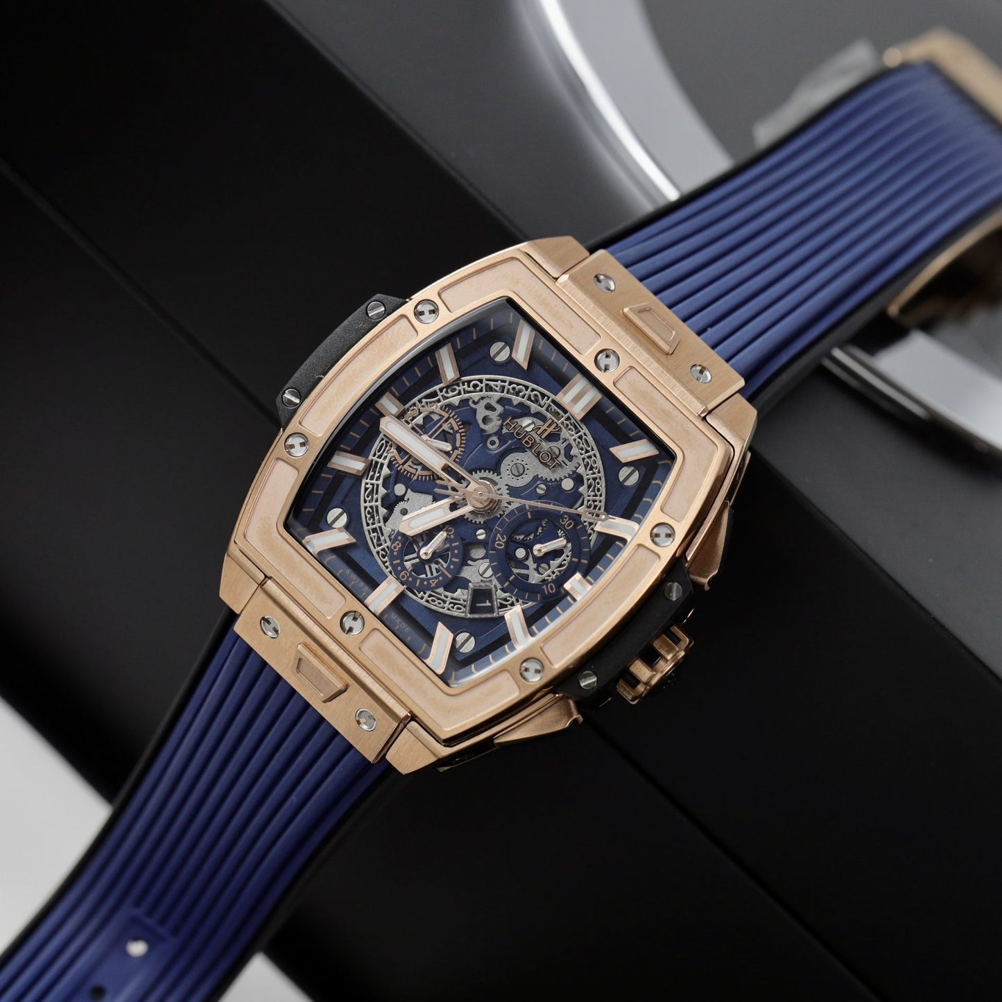 Hublot Replica Watch Spirit Of Big Bang King Gold Dial Blue 42mm