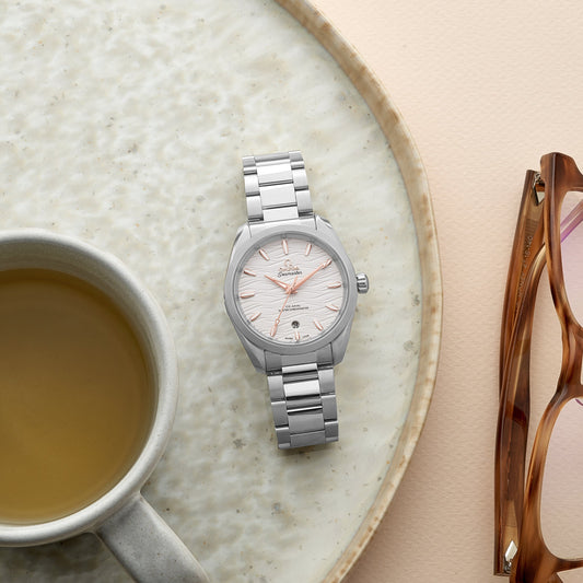Seamaster Aqua Terra 150M Co-Axial Master Chronometer 38mm White Dial With Gold Accents(1:1 replica)
