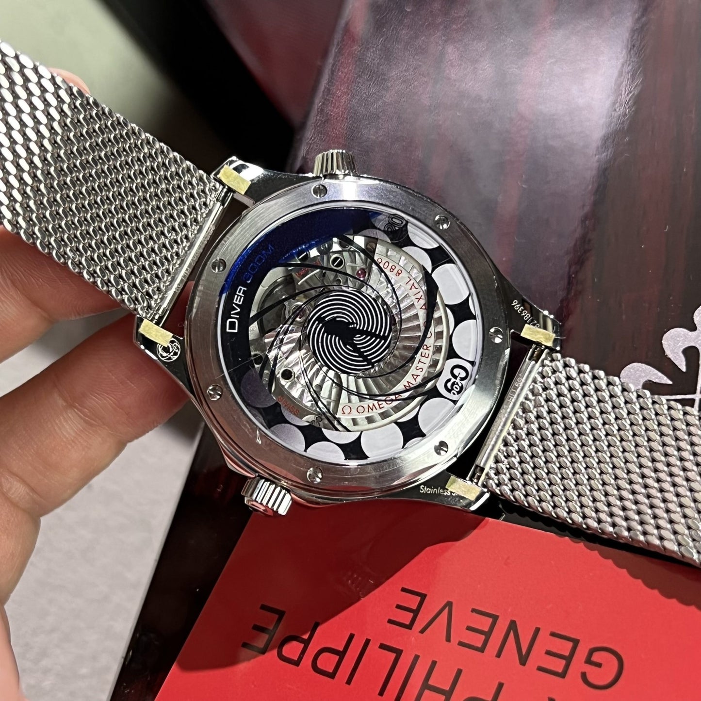 Omega Replica Watch Seamaster James Bond VS Factory 42mm