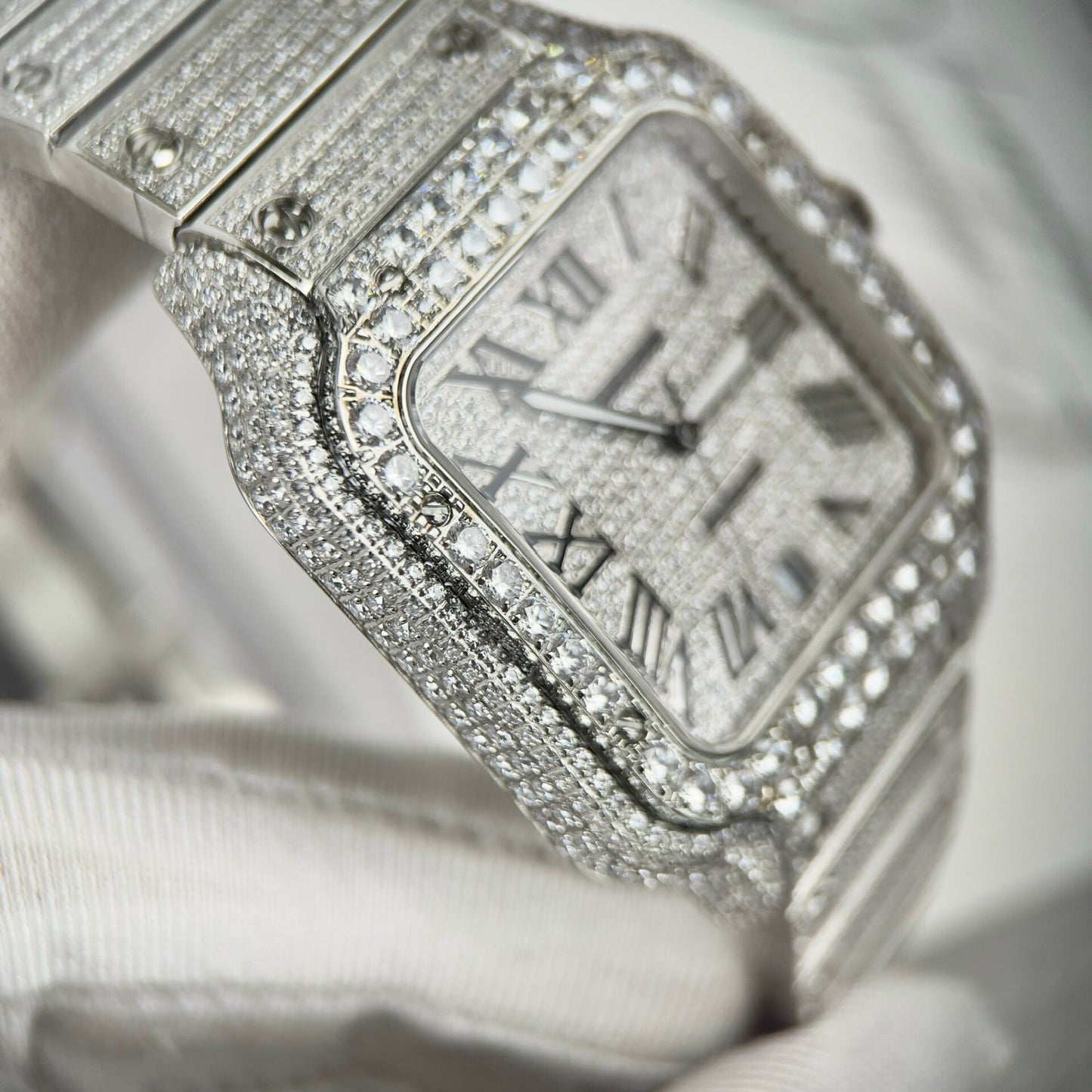 Cartier Santos High Quality Replica Watch With Stone Bezel 39.8mm