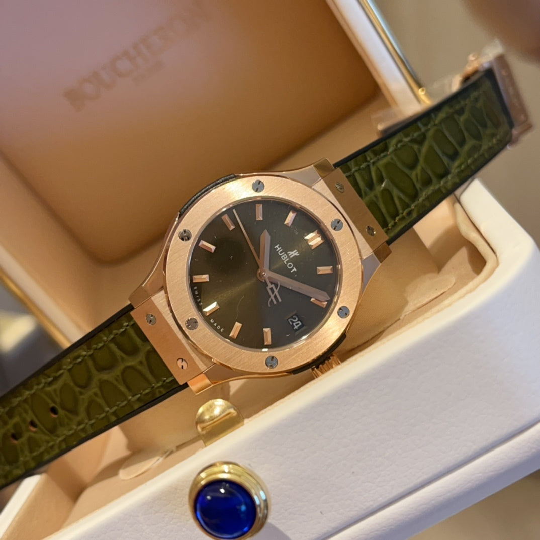 Hublot Classic 33mm High-End Women's Watch(1:1 replica)