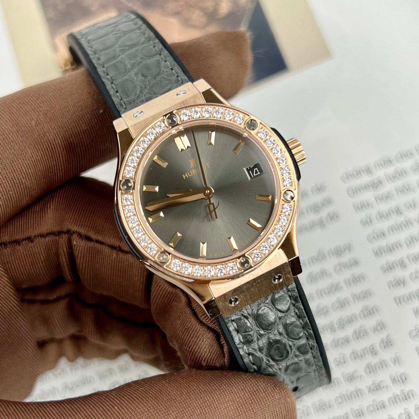Hublot Replica 11 Watch Classic Fusion King Gold Women s Grey Dial Diamond Bezel 33mm
