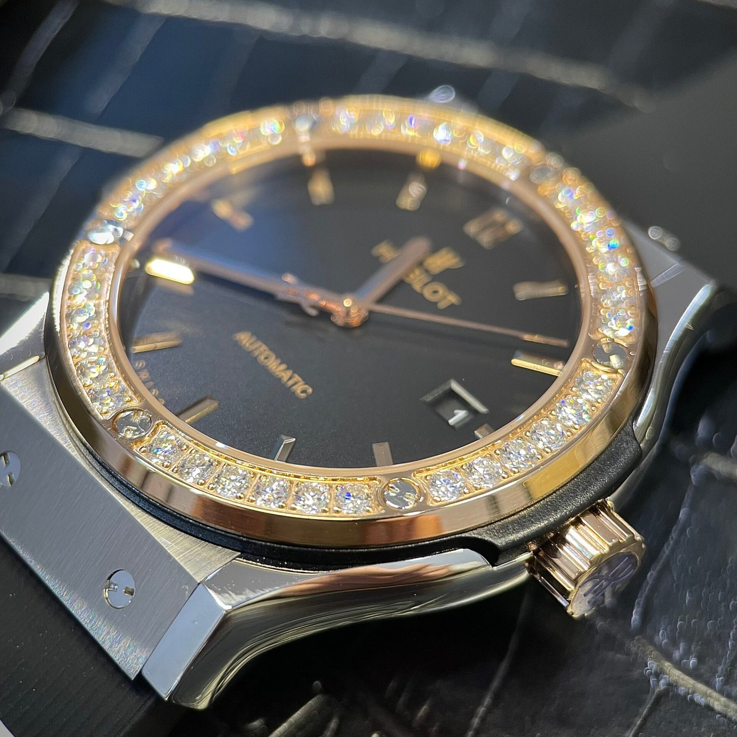 Hublot Replica Watch Demi With Moissanite Diamond Rubber Strap 42mm